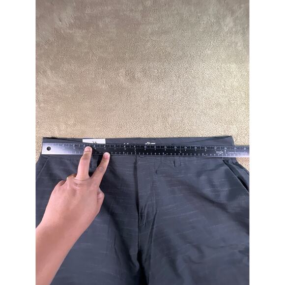 NWT, Hang-Ten, Men's 4 way Stretch, Lightweight Quick Dry Shorts Black, Size: 36 - Picture 4 of 12